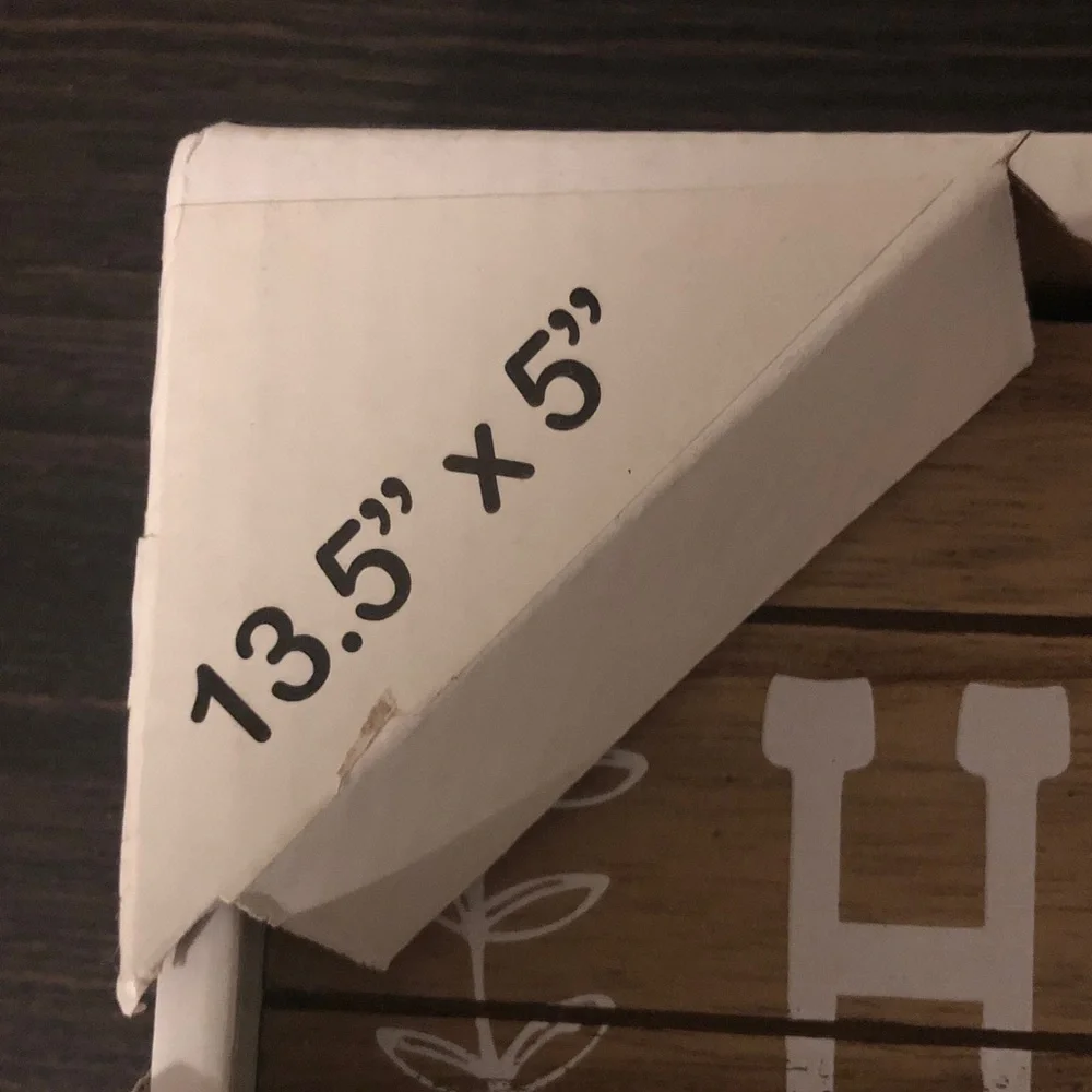🥧🔥 “Love Builds a Happy Home” Wood Wall Hook Rack
